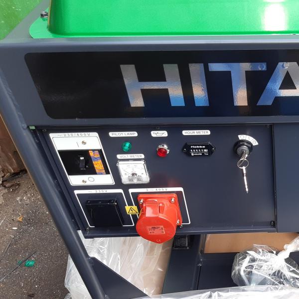    Hitachi E100